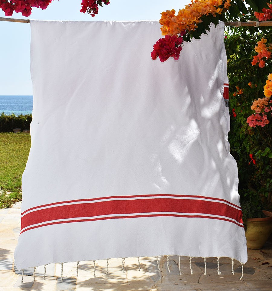 Beach towel white with red stripes - FOUTA TUNISIA