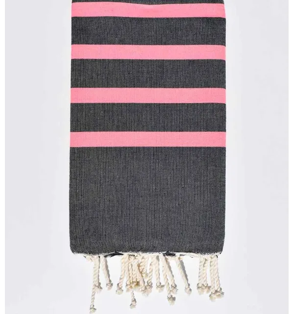 Serviette de plage bleu nuit et rose fluo Fouta Tunisia - 1