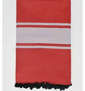 Fouta rouge avec pompons Fouta Tunisia - 1
