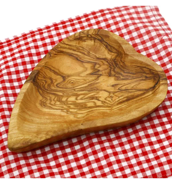 Assiette ravier cœur en bois d'olivier - 1