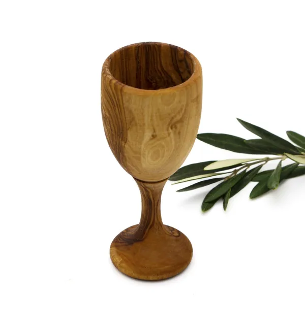 Verre à pied en bois d'olivier - 1