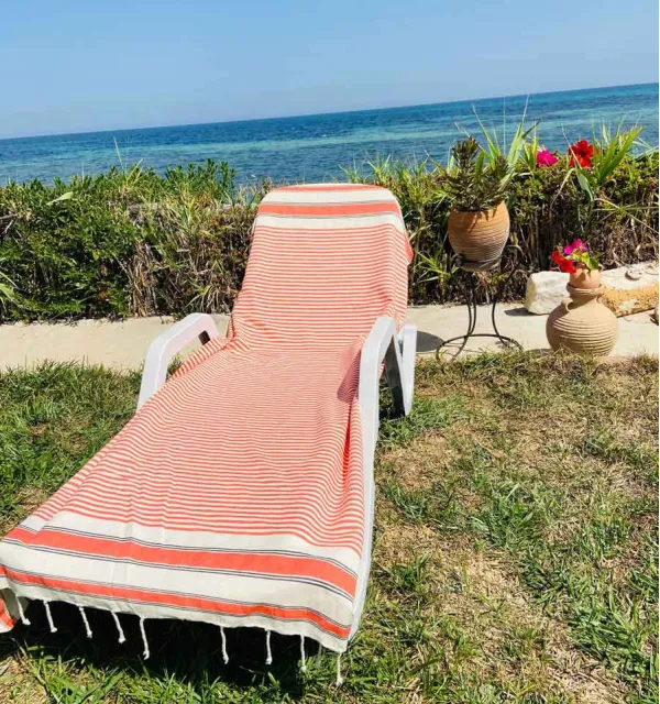 Serviette de plage couleur blanc crème, orange et noir Fouta Tunisia - 1