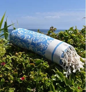 Fouta Versailles bleu azur - Fouta fleurie en coton, serviette de plage, serviette absorbante 2