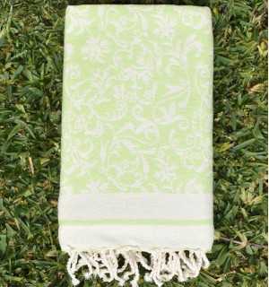 Fouta modèle Versailles vert clair - Serviette absorbante en coton, serviette de plage, accessoire de plage 2