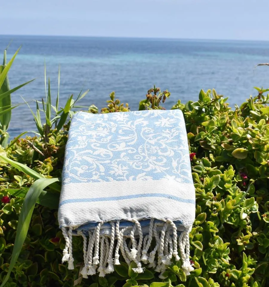 Fouta Versailles bleu ciel - Serviette plage, Fouta fleurie absorbante,