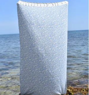 Fouta Versailles bleu ciel - Serviette plage, Fouta fleurie absorbante,