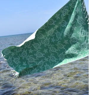 Fouta Seychelles Vert - Fouta motifs tortue - Fouta personnalisée 2