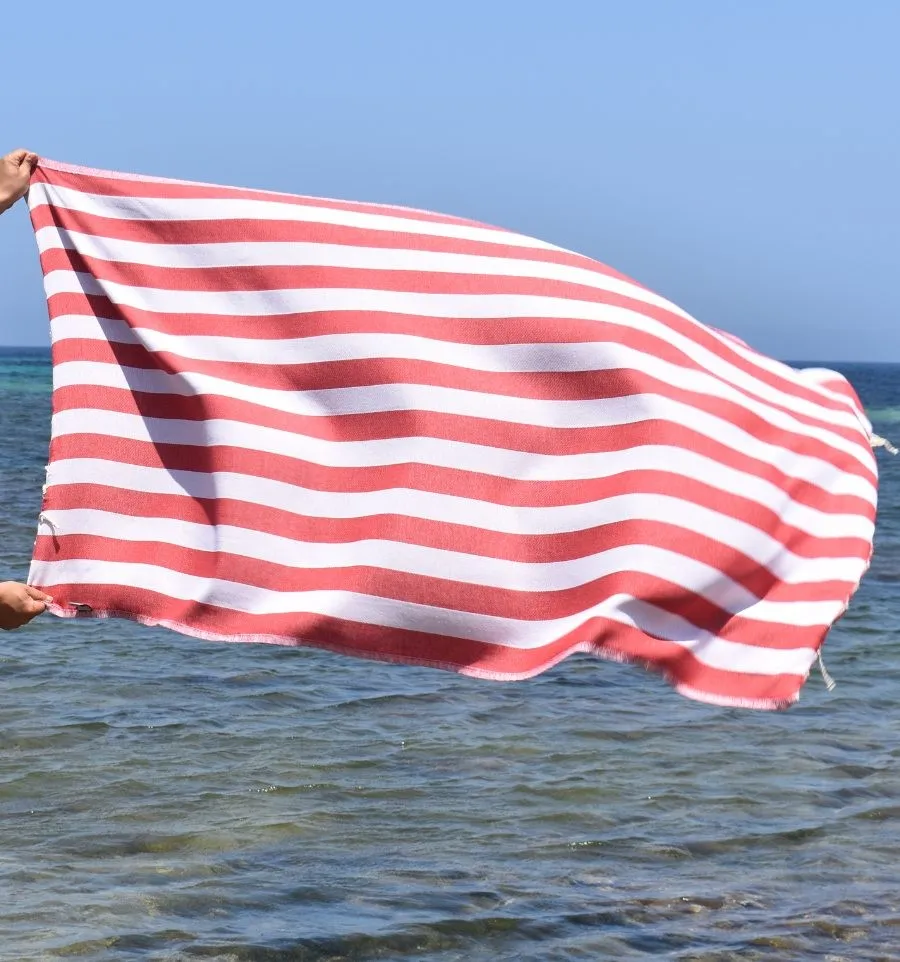 Fouta Alaska rouge - Fouta à rayures - Fouta jacquard - Serviette de plage