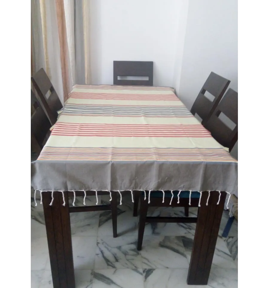 Fouta Plate jaune clair et gris avec rayures 