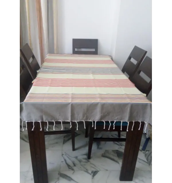 Fouta Plate jaune clair et gris avec rayures 