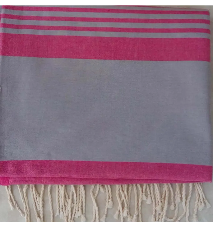 Jeté gris rayée rose 