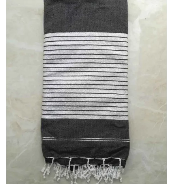 Jeté gris anthracite au fil lurex argenté 