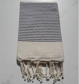 Fouta lurex blanc crème avec lurex bleu 2