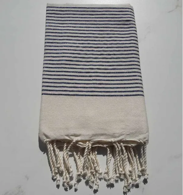 Fouta lurex blanc crème avec lurex bleu 