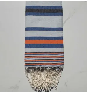 Fouta Dina bleu clair rayée anthracite, bleu et orange 
