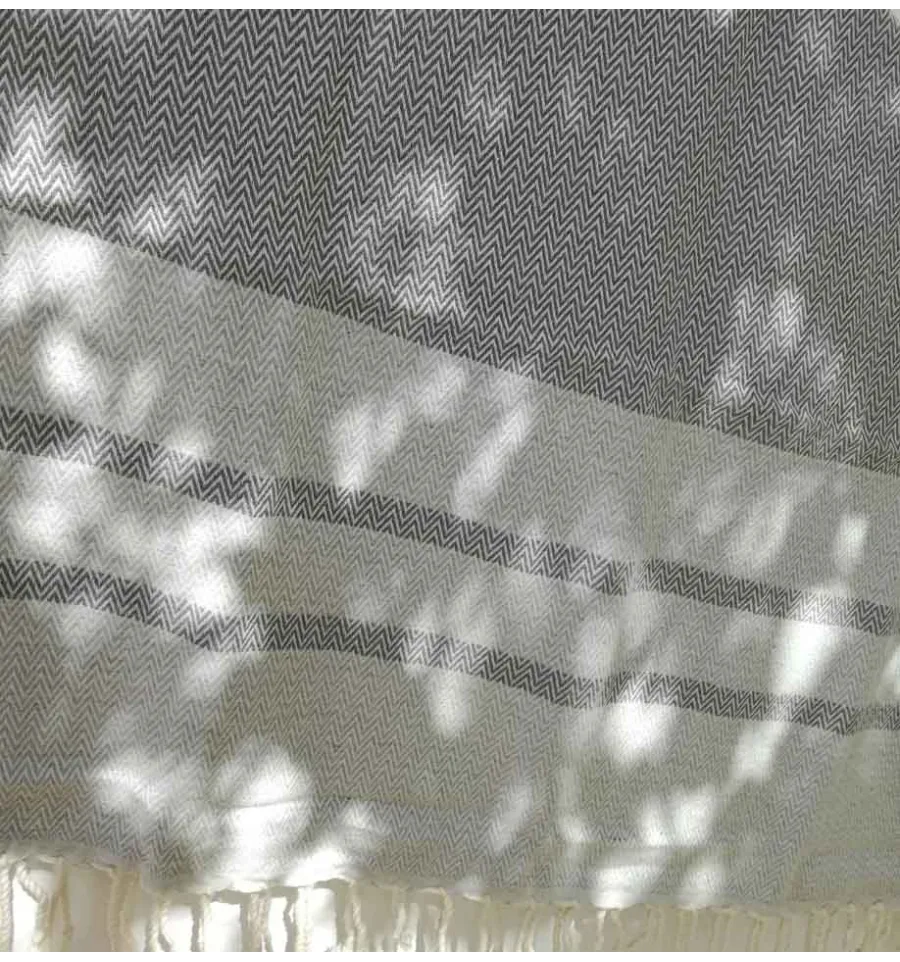 Chevron gris et gris moyen 