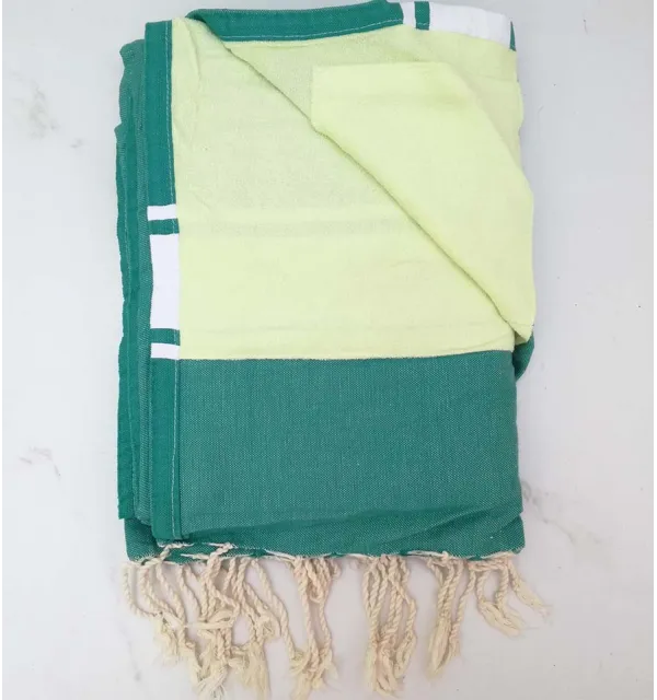 fouta éponge vert gazon 