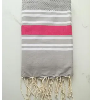 Fouta nid d'abeille gris rayée rose foncé 