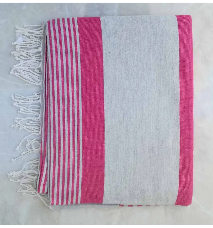 Jeté gris rayée rose 