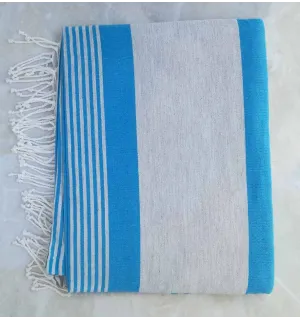 Jeté bleu avec rayures 2