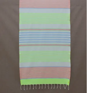 Enfant fluo, bleu, orange et blanc cassé 2