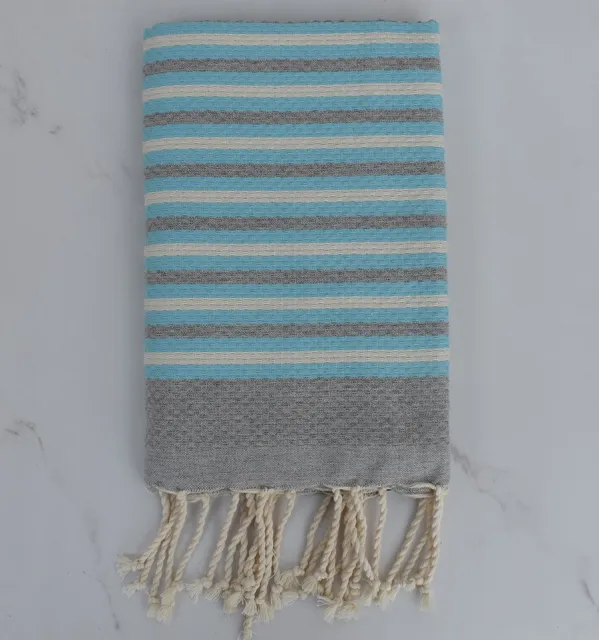 Fouta nid d'abeille rayée 1 cm gris, bleu azur et blanc crème 