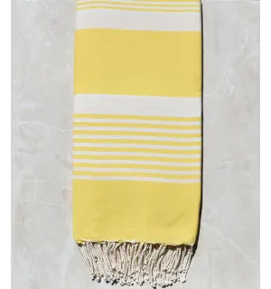 Jeté jaune or avec rayures 