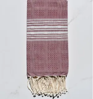 Fouta thalasso amarante foncé avec motifs bleu fumée