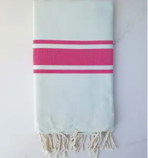 Fouta Plate bleu pale rayée rose 
