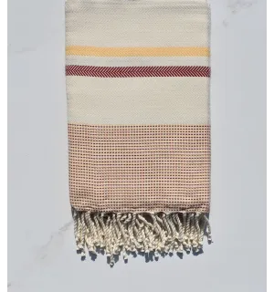 Chevron blanc crème, jaune et rouge foncé 