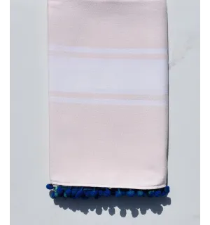 Fouta rose bébé avec pompons 