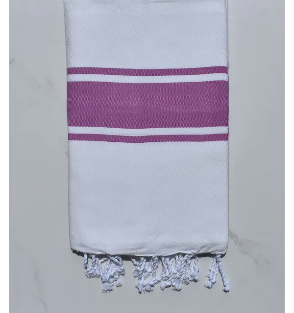 Fouta plate blanche bandes orchidée 