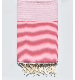 Fouta nid d'abeille rose clair avec rayures foncé 
