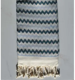 Fouta zigzag blanc, bleu cobalt et bleu maya 