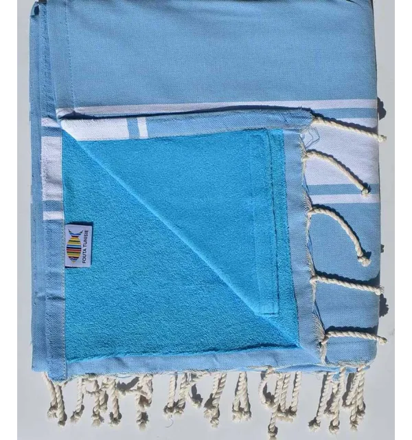 fouta doublée éponge bleu ciel et bleu céleste 