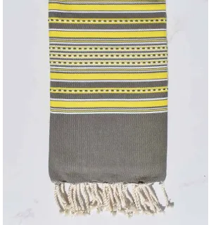 Fouta arabesque vert olive rayée jaune 