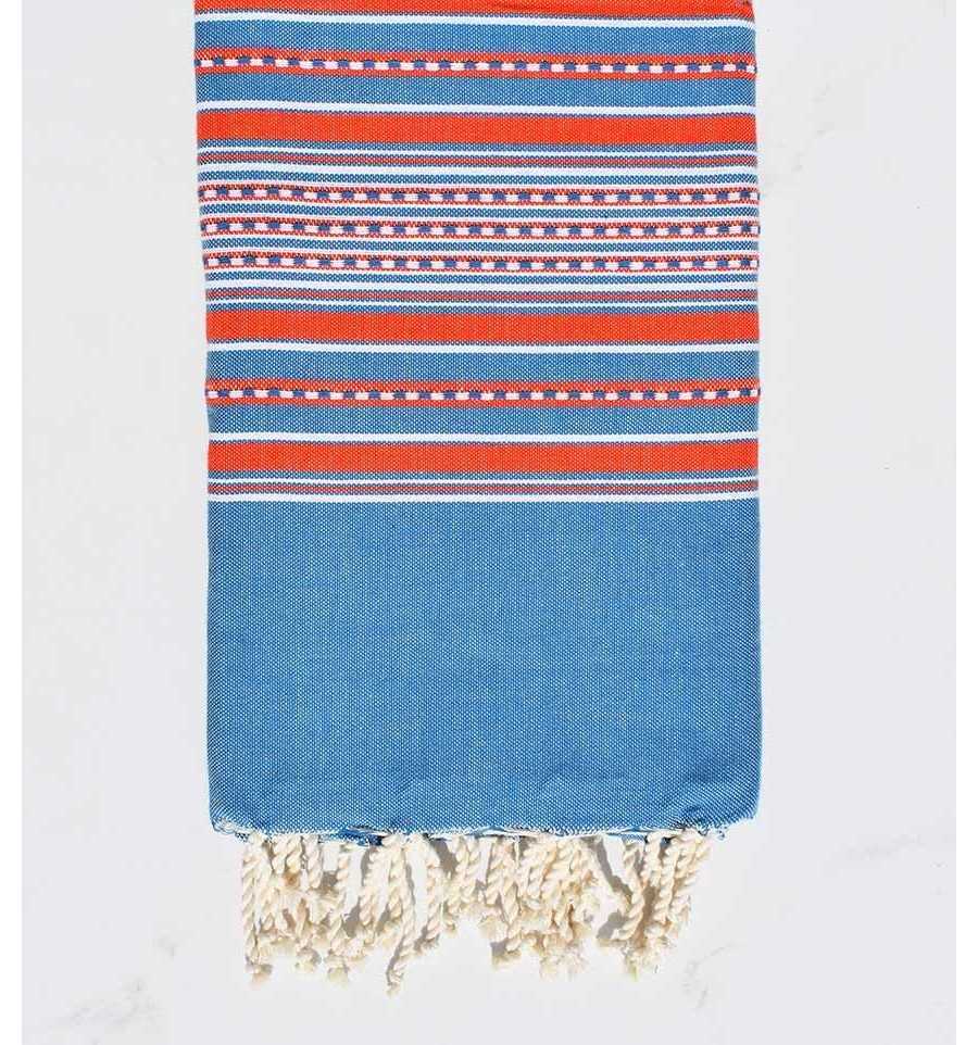 Fouta arabesque bleu denim rayée rouge