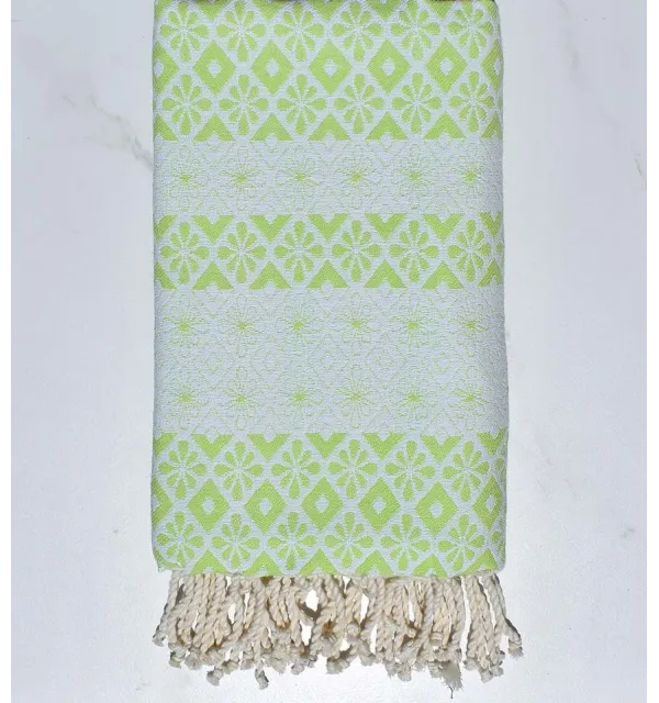 Fouta fleuri vert clair 