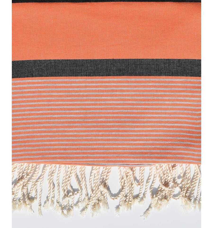 Jeté 1.50m/2.40m couleur orange corail et gris noir