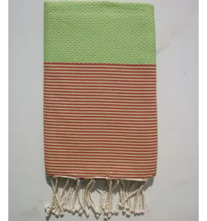 vert pistache rayée rouge 