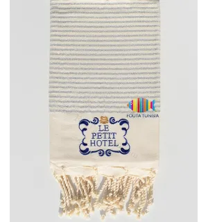 Serviette de plage personnalisée le petit hotel Fouta Tunisia - 2
