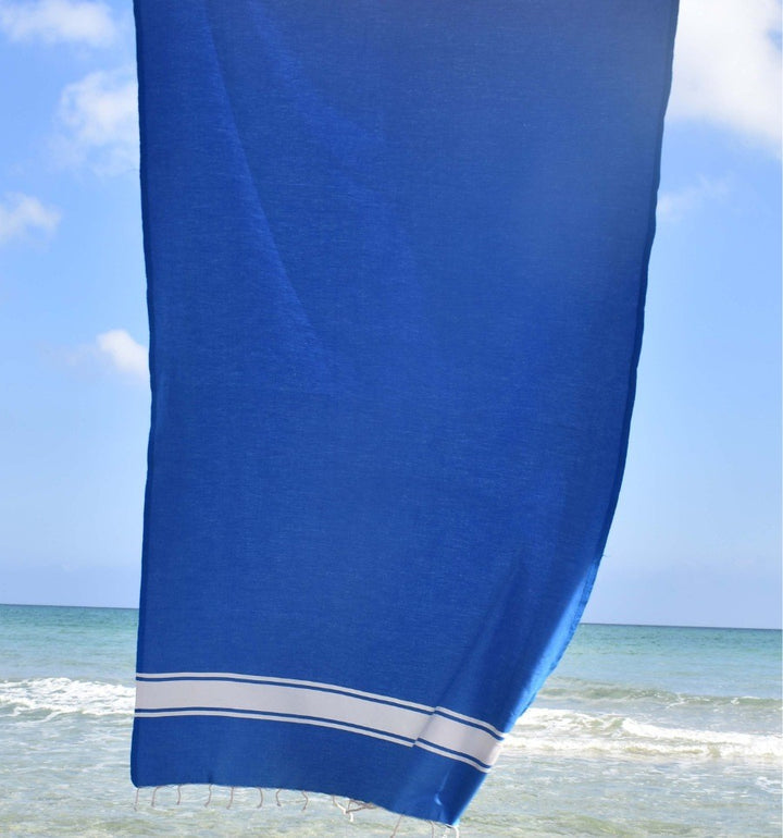 Beach towel medium blue