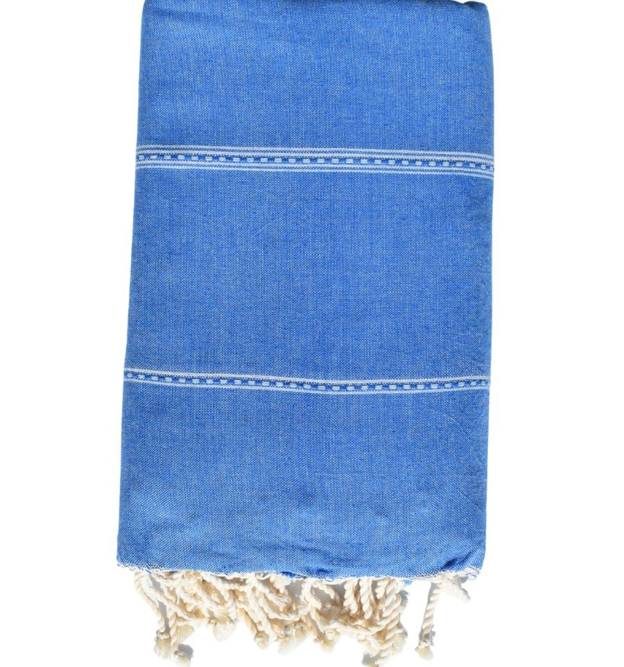 Jeté de canapé bleu avec rayures bleu ciel