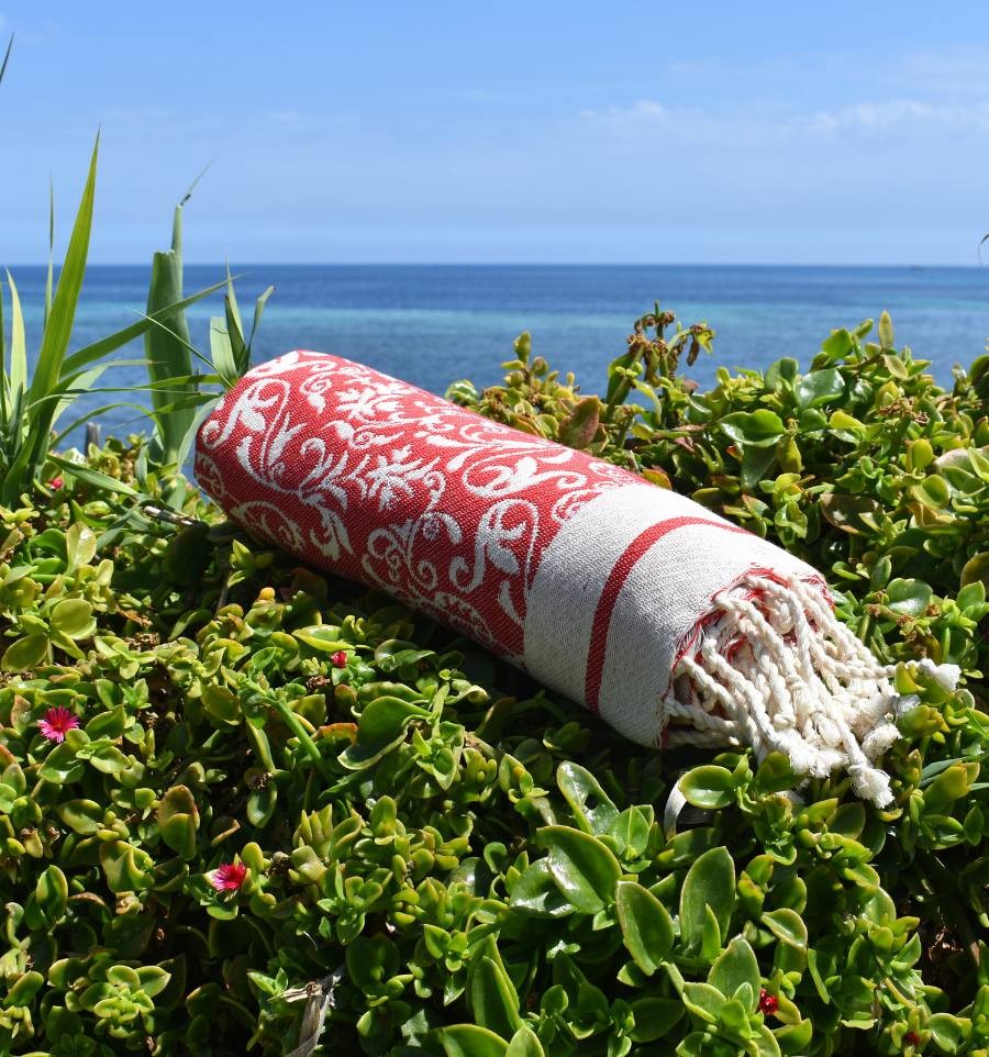 Beach towel Versailles red