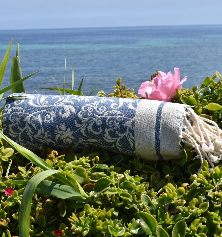 Strandtuch Versailles in Kornblumenblau