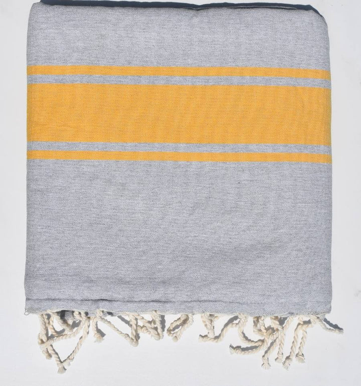 Fouta grise bandes Jaunes doublée éponge grise