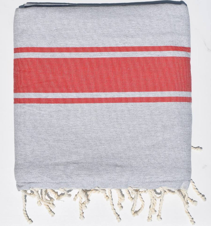 Fouta gris clair bandes rouges doublée éponge grise