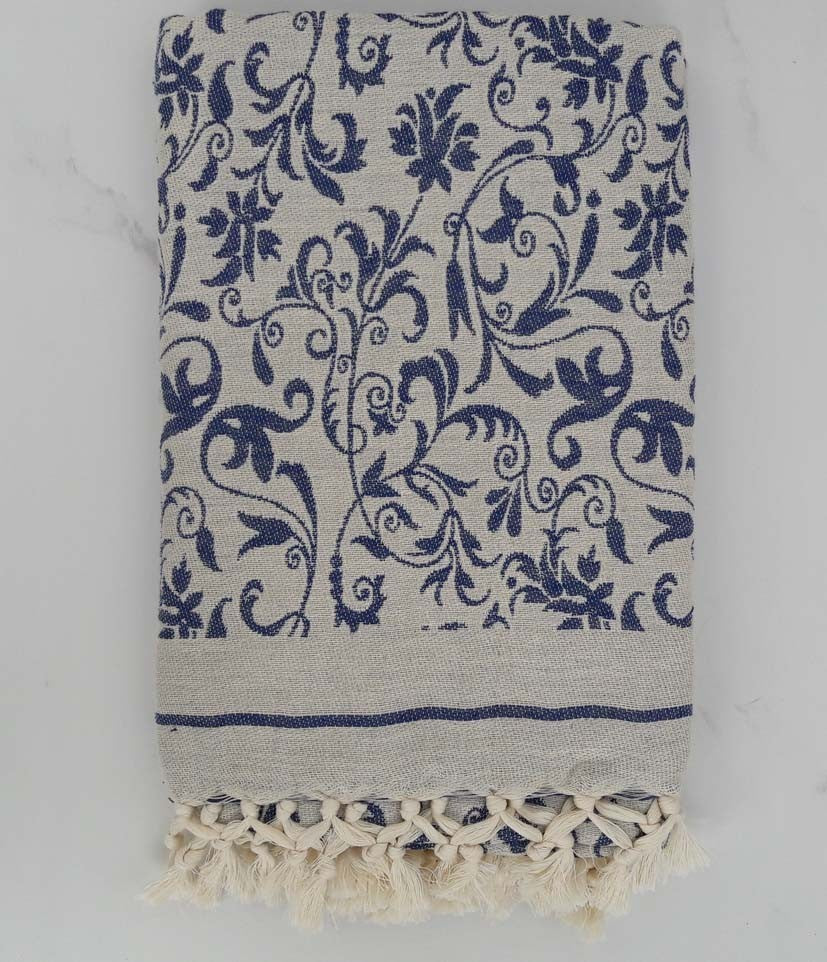 Fouta fleur gris clair et bleu 