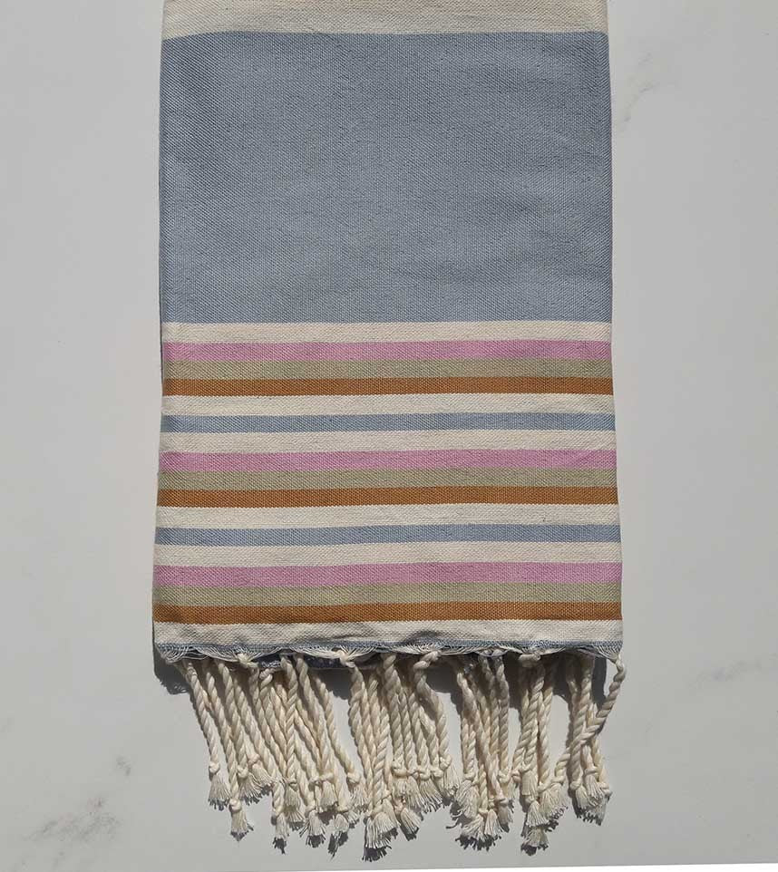 Fouta Plate bleu clair avec rayures 