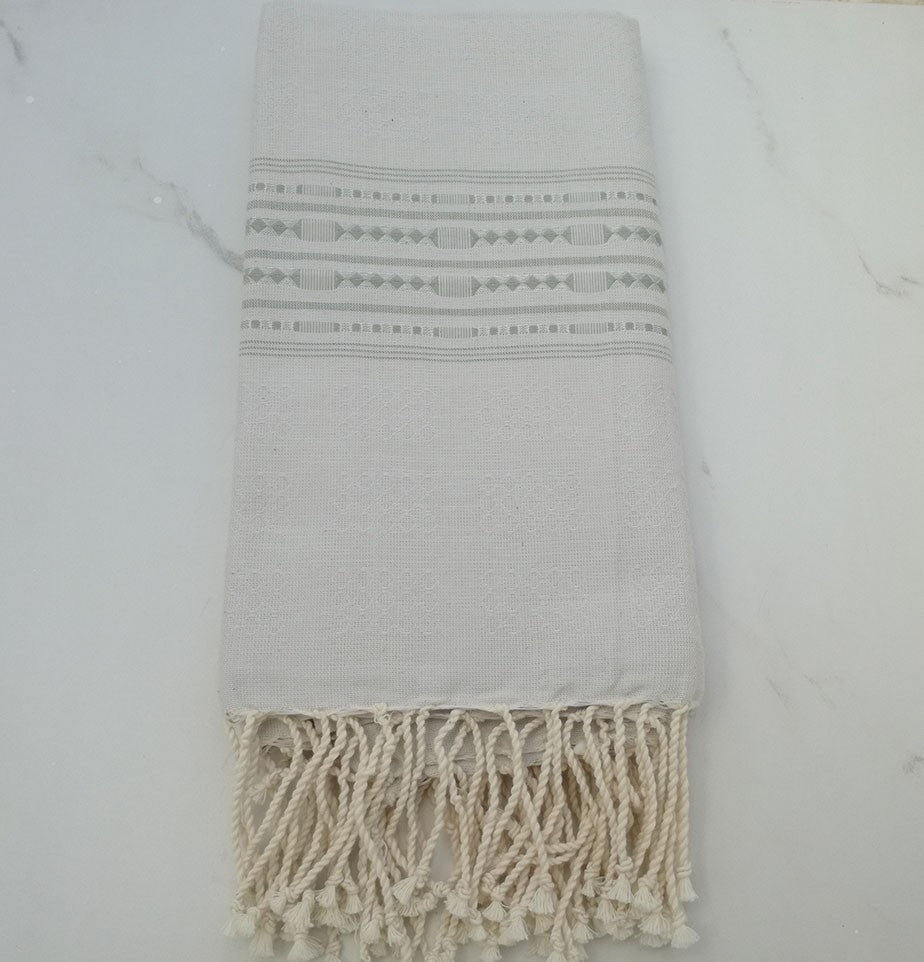 Fouta thalasso avec motifs vert clair 